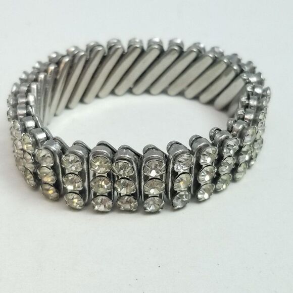 Vintage Three Row Rhinestone Stretch Bracelet Made in British Hong Kong, Estate - Picture 7 of 7